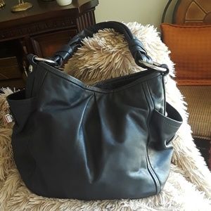 FINAL PRICE Coach Leather Black Side pockets bag